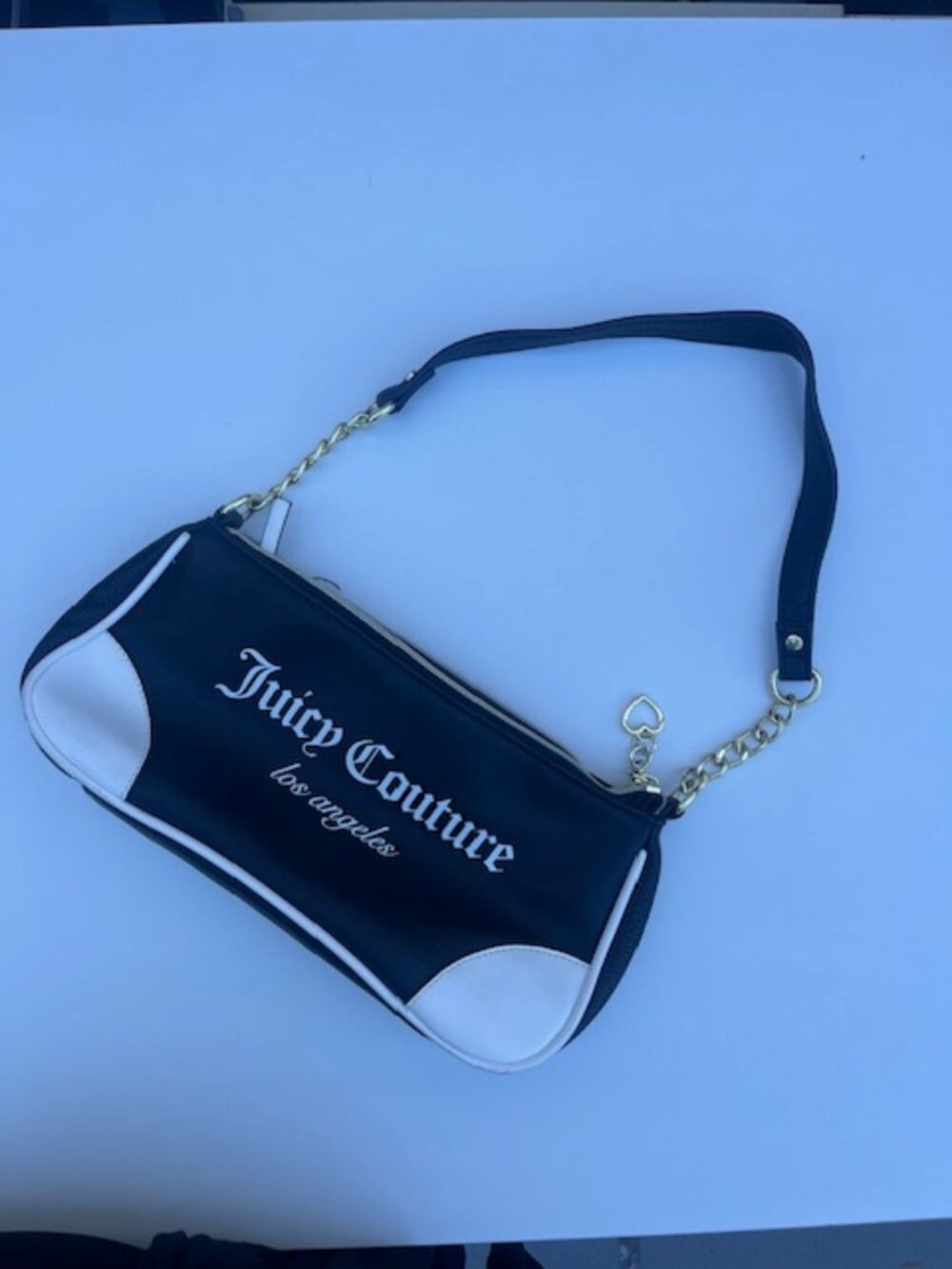 Juicy Couture ~ Black and White Fashionista Shoulder Bag